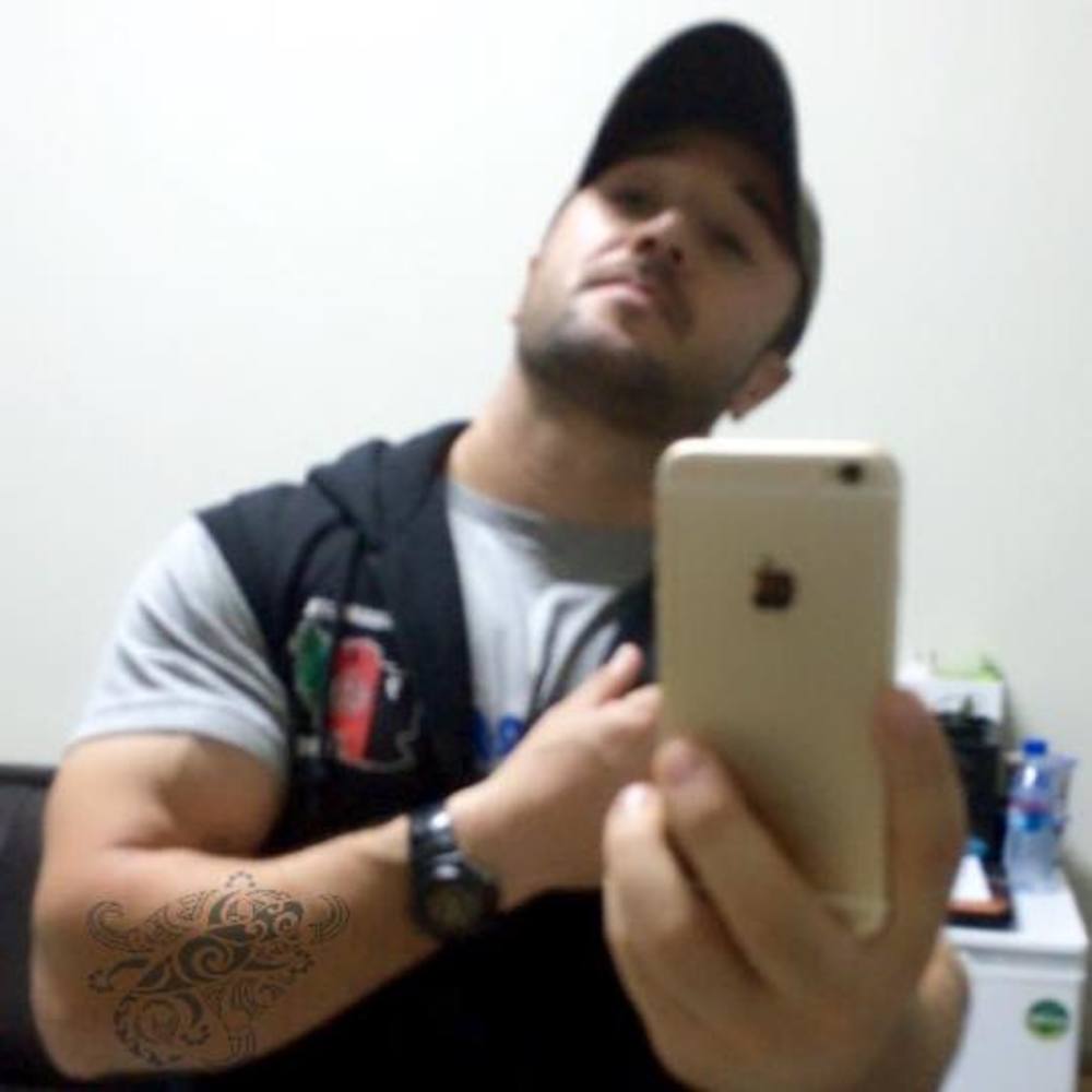 Meet your Posher, Farhad